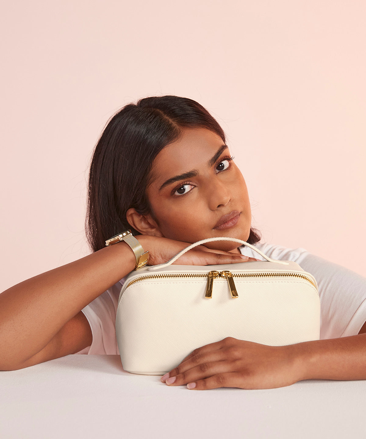 Boutique open flat accessory case