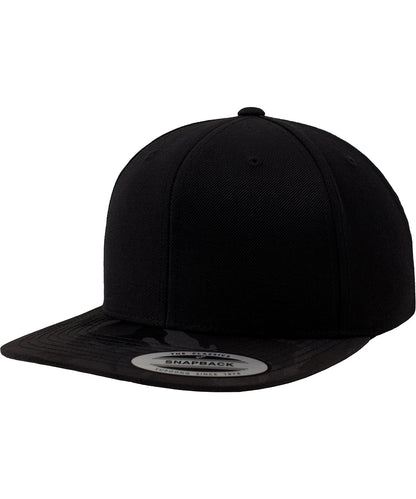 Flexfit by Yupoong Camo visor snapback (6089CV)