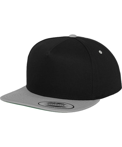 Flexfit by Yupoong Classic 5-panel snapback (6007T)