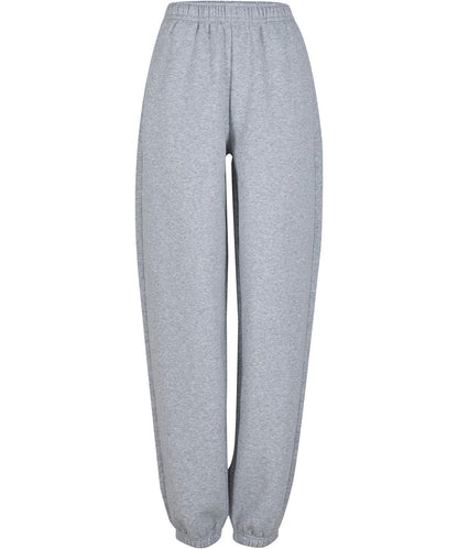 Build Your Brand Women’s fluffy sweatpants