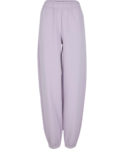 Build Your Brand Women’s fluffy sweatpants