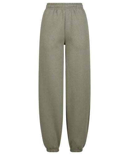 Build Your Brand Women’s fluffy sweatpants