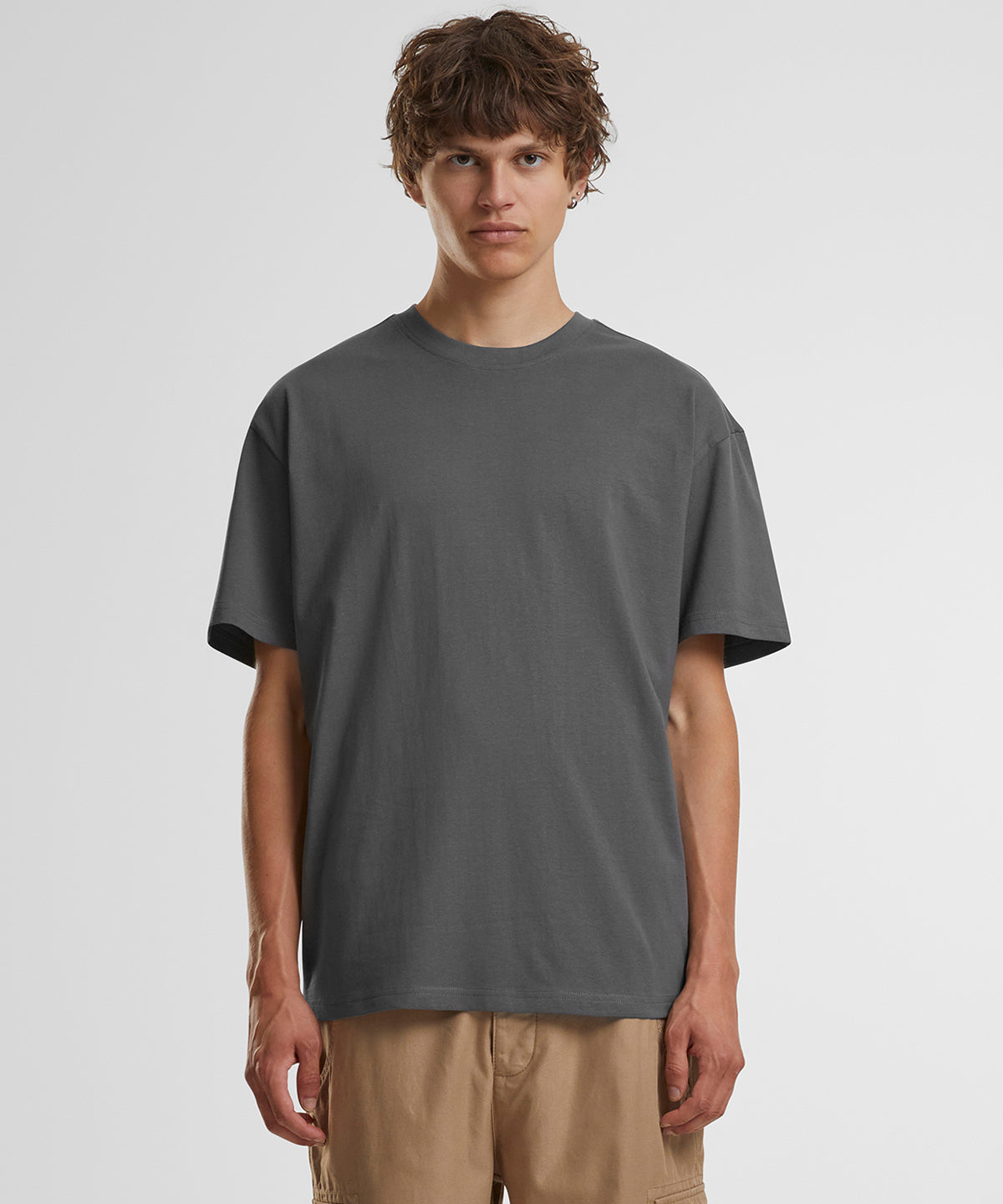Build Your Brand Vintage Loose Tee worn by a model